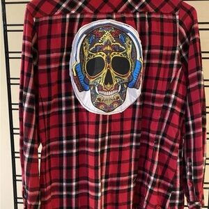 Upcycled Flannel w/Colorful Skull in Headphones Graphic - Size L